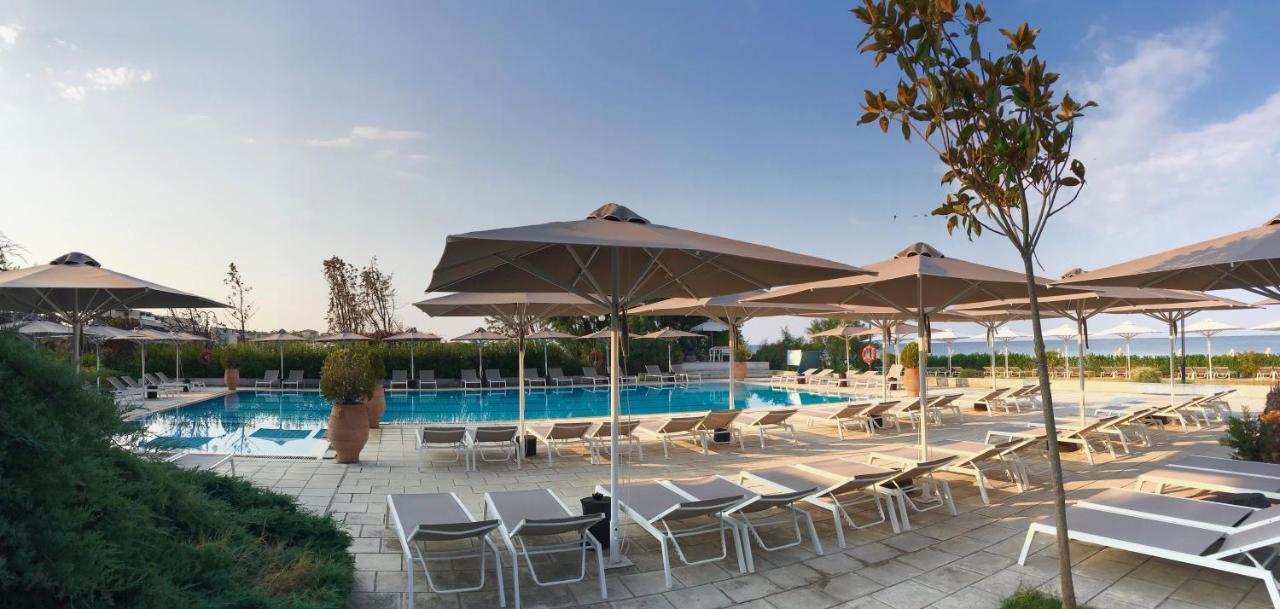 Kassandra Mare Hotel Nea Poteidaia Exterior photo