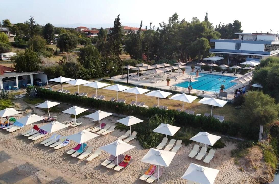 Kassandra Mare Hotel Nea Poteidaia Exterior photo